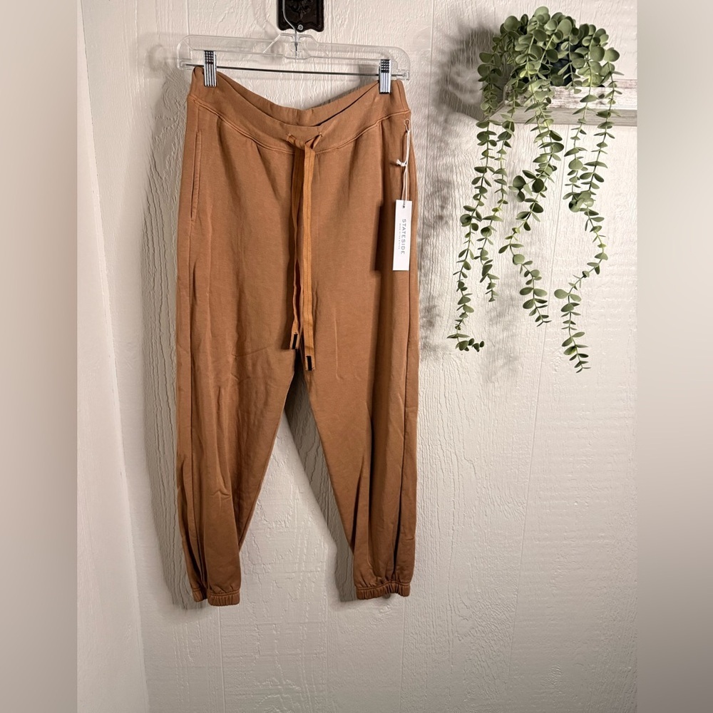 SOFTEST FLEECE‎ Drawstring 3/4 Sweatpant NWOT mushroom